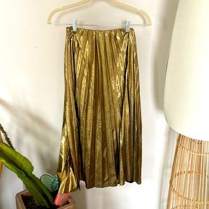 Oak and Fort -Midi pleated skirt- gold lame